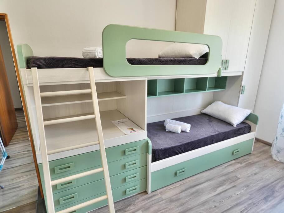 Welcome House Desenzano Center Διαμέρισμα Ντεζεντσάνο ντελ Γκάρντα Εξωτερικό φωτογραφία